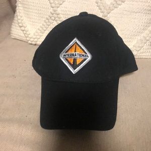 International adjustable hat
